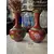 Foto de um(a) Antigo Par De Vasos Jarros Orientais Em Bronze Cloisonné, da categoria de Vasos. ~ Cloisonné ~Antigo e belíssimo par de vasos decorativos em bronze esmaltados à mão. Essa técnica de trabalho em esmalte na... Mostrado de uma perspectiva diferente. Vendido no marketplace Trésors.