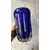 Foto de um(a) Antigo Vaso Jarro Art Deco Em Murano Italiano Azul Com Ouro, da categoria de Vasos. Antigo e imponente vaso em Murano italiano souflé gomado, em um tom de azul muito lindo. Com pó de ouro em sua composição.... Mostrado de uma perspectiva diferente. Vendido no marketplace Trésors.