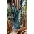 Foto de um(a) Antigo Grande Vaso Cornucópia Em Murano Italiano Azul, da categoria de Vasos. Antigo e grande vaso artístico em Murano italiano na cor azul. Lindo trabalho em camadas, todo feito à mão. Década de... Mostrado de uma perspectiva diferente. Vendido no marketplace Trésors.