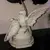 Foto de um(a) Antiga Grande Escultura Art Deco De Pombas Porcelana Alemã, da categoria de Escultura. Kathzhütte Thuringia by Hertwig & Co. Antigo e importante bloco escultórico em porcelana artística alemã, com filetes de... Mostrado de uma perspectiva diferente. Vendido no marketplace Trésors.