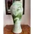 Foto de um(a) Antigo Raro Vaso Jarro Flores Art Nouveau Majólica Francesa, da categoria de Vasos. Antigo vaso artístico em majólica francesa, lindas cores em tons de verde e decoração floral em relevo. Período Art Nouveau.... Mostrado de uma perspectiva diferente. Vendido no marketplace Trésors.