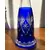 Foto de um(a) Antiga Grande Garrafa Em Cristal Francês Baccarat Azul, da categoria de Garrafas. Antiga e grande garrafa em cristal Baccarat doublé na cor azul. Toda lapidada à mão. Início do século XX. Em excelente... Mostrado de uma perspectiva diferente. Vendido no marketplace Trésors.
