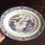 Foto de um(a) Antiga E Grande Travessa Prato Porcelana Inglesa Bristol, da categoria de Travessas e tigelas. Bela e grande travessa em porcelana inglesa, da antiga manufatura Bristol fundando em 1652. Início século XX. Em perfeito... Mostrado de uma perspectiva diferente. Vendido no marketplace Trésors.