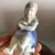 Foto de um(a) Gerold Porcelain Antigo Bibelô Bloco Escultórico Bavaria, da categoria de Escultura. Gerold Porcelain, Bavaria - Germany. Lindinho bloco escultórico representando menina com borboleta, em fina porcelana alemã,... Mostrado de uma perspectiva diferente. Vendido no marketplace Trésors.