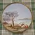 Foto de um(a) Raras placas em porcelana pintadas à mão, da categoria de Molduras para quadros. Duas lindíssimas placas em porcelana decorativas que apresentam cenas de paisagens campestres e litorâneas pintadas à mão em... Mostrado de uma perspectiva diferente. Vendido no marketplace Trésors.