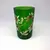Foto de um(a) Antigo Copo Em Vidro Veneziano Verde Art Nouveau Pintado Mao, da categoria de Copos e taças. Início do século XX, ricamente pintado à mão.Medidas 10x6,5cm. Mostrado de uma perspectiva diferente. Vendido no marketplace Trésors.