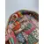 Foto de um(a) ​Bandeja em bambu estampado, da categoria de Travessas e tigelas. Bandeja em bambu estampado com detalhe em plástico dourado. Leves marcas do tempo e uso. Medidas: 26x18cm. Mostrado de uma perspectiva diferente. Vendido no marketplace Trésors.