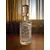 Foto de um(a) Antiga Garrafa Licoreira Cristal Francês Satiné Art Deco, da categoria de Garrafas. Antiga e grande garrafa licoreira em bloco maciço e pesado de cristal francês de excelente qualidade, lindo brilho natural e... Mostrado de uma perspectiva diferente. Vendido no marketplace Trésors.