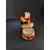 Foto de um(a) Caixinha Porcelana Papai Noel, Década de 2000, da categoria de Cestos e Caixas. Caixa em porcelana policromada com motivo natalino, década de 2000. A: 9,5 cm / Diâmetro: 6 cm peso: 145 g. Mostrado de uma perspectiva diferente. Vendido no marketplace Trésors.