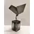 Foto de um(a) Escultura Orgânica Ferro e Vidro, Anos 2000, da categoria de Escultura. Escultura orgânica com suas formas curvas fluidas em ferro com acabamento em pátina bronze. Sobre pedestal em vidro... Mostrado de uma perspectiva diferente. Vendido no marketplace Trésors.