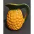 Foto de um(a) Jarra Pineapple Anos 80, da categoria de Garrafas, potes e jarros. Jarra abacaxi em cerâmica vitrificada e policromada, década de 1980 procedência asiática.A: 16,5cm D: 11cm Peso: 680g. Mostrado de uma perspectiva diferente. Vendido no marketplace Trésors.