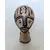 Foto de um(a) Escultura Africana Anos 80, da categoria de Escultura. Escultura africana em pedra com pintura preto e branco, década de 1980.A: 9 cm / L: 5 cm / P: 3 cm Peso: 128 g. Mostrado de uma perspectiva diferente. Vendido no marketplace Trésors.