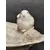 Foto de um(a) Prato de Porcelana com Pássaros, Década de 1940, da categoria de Pratos Decorativos. Prato de porcelana com dois pássaros na borda, craquelado e com marcas de uso que o deixou único, década de 1940. A: 4 cm /... Mostrado de uma perspectiva diferente. Vendido no marketplace Trésors.