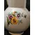 Foto de um(a) Bule Karsten Porcelana Schmidt Anos 70, da categoria de Bules. Bule em porcelana schmidt branca policromada com filete em ouro e com propagana da loja karsten ltda, década de 1970 peça de... Mostrado de uma perspectiva diferente. Vendido no marketplace Trésors.
