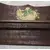 Foto de um(a) Cabideiro Imbuia 70'S, da categoria de Cabideiros e porta-chapéus. Cabideiro/suporte em imbuia com desenho de frutas e barra de cobre oxidada, década de 1970 peça única pelo designer marcelus... Mostrado de uma perspectiva diferente. Vendido no marketplace Trésors.