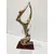Foto de um(a) Escultura Resina Italiana, Década de 1990, da categoria de Escultura. Escultura em resina italiana com pátina prata e sombras em dourado e base também em resina, década de 1990. A: 34,5 cm / L:... Mostrado de uma perspectiva diferente. Vendido no marketplace Trésors.