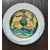 Foto de um(a) Dom Quixote Porcelain Anos 30, da categoria de Pratos Decorativos. Prato década de 1930 com decoupage de gravura dom quixote em uma visão renascentista peça única pelo designer marcelus ribas... Mostrado de uma perspectiva diferente. Vendido no marketplace Trésors.
