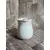 Foto de um(a) Cremeira Porcelana Branca, Década de 1970, da categoria de Cremeiras. Cremeira em porcelana branca lisa com relevo em toda a volta, década de 1970 sem marca do fabricante A: 10 cmL alça até o... Mostrado de uma perspectiva diferente. Vendido no marketplace Trésors.