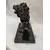 Foto de um(a) Escultura Leão Resina Italiana Anos 2000, da categoria de Escultura. Leão de resina italiana com pátina bronze com um leve azinhavrado e base em granito, década de 2000 peça única pelo designer... Mostrado de uma perspectiva diferente. Vendido no marketplace Trésors.