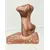 Foto de um(a) Escultura Torso Feminino, da categoria de Escultura. Escultura de um torso feminino em terracota com pátina branca e base trapezoidal. Não identificado o nome do artista. A: 19... Mostrado de uma perspectiva diferente. Vendido no marketplace Trésors.