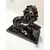 Foto de um(a) Escultura Leão Resina Italiana Anos 2000, da categoria de Escultura. Leão de resina italiana com pátina bronze com um leve azinhavrado e base em granito, década de 2000 peça única pelo designer... Mostrado de uma perspectiva diferente. Vendido no marketplace Trésors.