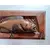 Foto de um(a) Cabideiro Fish em Cerejeira e Cerâmica, da categoria de Cabideiros e porta-chapéus. Cabideiro com peixe em cerâmica. Moldura em cerejeira maciça e fundo em treliça fazendo um link com a rede, três ganchos com... Mostrado de uma perspectiva diferente. Vendido no marketplace Trésors.