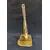Foto de um(a) Escultura Raquete em Vidrão, Década de 1970, da categoria de Escultura. Escultura raquete em vidrão com base também em vidrão, década de 1970. A: 22 cm / L: 9 cm / P: 6,5 cm Peso: 500 g. Mostrado de uma perspectiva diferente. Vendido no marketplace Trésors.