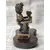 Foto de um(a) Escultura em Resina Com Banho de Latão, Década de 1990, da categoria de Escultura. Escultura de mesa de resina com banho de latão envelhecido, base orgânica em madeira de imbuia. Bem comum nos anos 1990 e o... Mostrado de uma perspectiva diferente. Vendido no marketplace Trésors.