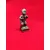 Foto de um(a) Pequena Escultura Menino em Antimônio, Década de 1940, da categoria de Escultura. Pequena escultura de mesa em antimônio com pátina bronze, decada de 1940. A: 13,5 cm L: 6 cm P: 4 cm Base: 5,8 x 5 cm Peso:... Mostrado de uma perspectiva diferente. Vendido no marketplace Trésors.