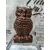 Foto de um(a) Coruja Porcelana Anos 50, da categoria de Modelos e estatuetas. Coruja em porcelana esmaltada, década de 1950 A: 12,7 cm L: 7,5 cm P: 5,6 cm Peso: 235 g. Mostrado de uma perspectiva diferente. Vendido no marketplace Trésors.