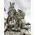 Foto de um(a) Escultura em Resina Italiana, Década de 1990, da categoria de Escultura. Escultura retratando quatro meninas em resina italiana com pátina bronze oxidada, base em madeira ebanizada e marmorizada.... Mostrado de uma perspectiva diferente. Vendido no marketplace Trésors.