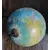 Foto de um(a) Globo de Mesa com Base em Madeira Torneada, Peça Única, da categoria de Globos. Globo de mesa com base em madeira torneada e globo com meridianos, década de 1980. Peça única pelo designer marcelus ribas ... Mostrado de uma perspectiva diferente. Vendido no marketplace Trésors.