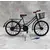 Foto de um(a) Mini Bike em Escala em Ferro, Década de 2000, da categoria de Outros modelos. Miniatura de bike em escala. Toda feita em ferro com pintura azul índigo, selim e pegador do guidão em madeira. Rodas e... Mostrado de uma perspectiva diferente. Vendido no marketplace Trésors.