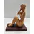 Foto de um(a) Escultura Feminina em Terracota, Década de 1980, da categoria de Escultura. Escultura feminina em terracota com base em madeira, década de 1980 sem registro do autor - produzido na escola de cerâmica... Mostrado de uma perspectiva diferente. Vendido no marketplace Trésors.