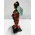 Foto de um(a) Japonesa com Kosode em Seda, Década de 1960, da categoria de Modelos e estatuetas. Japonesa com seu traje típico - o kosode, em seda forrado. Um clássico dos anos 1960. Com marcas de uso, dando mais... Mostrado de uma perspectiva diferente. Vendido no marketplace Trésors.