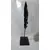 Foto de um(a) Máscara Africana em Madeira, da categoria de Modelos e estatuetas. Máscara africana esculpida em madeira com base também em madeira. Peso: 272g A: 32cm L: 11cm P: 8cm. Mostrado de uma perspectiva diferente. Vendido no marketplace Trésors.