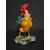 Foto de um(a) Galo em Poliresina Italiana, Década de 2000, da categoria de Modelos e estatuetas. Galo em poliresina italina, com policromia vitrificada, década de 2000. A: 21 cm / L: 16 cm / P: 9,5 cm Peso: 400 g. Mostrado de uma perspectiva diferente. Vendido no marketplace Trésors.