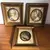 Foto de um(a) Antigos Finos Quadrinhos Camafeus Portrait Italianas, da categoria de Gravuras. Conjunto com 03 antigos quadrinhos camafeus, com gravura italiana antiga, moldura em madeira dourada, com paspatur em... Mostrado de uma perspectiva diferente. Vendido no marketplace Trésors.