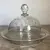 Foto de um(a) Antiga Fina Queijeira Boleira Cristal Francês Lapidada À Mão, da categoria de Garrafas, potes e jarros. Antiga e rara queijeira em finíssimo cristal francês, toda lapidada à mão com desenhos de folhas e flores. Início do século... Mostrado de uma perspectiva diferente. Vendido no marketplace Trésors.