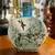 Foto de um(a) Antigo Raro Vaso Oriental Porcelana Japonesa Pintado À Mão, da categoria de Vasos. Antigo e grande vaso oriental em porcelana artística, peça toda pintada à mão com decoração de pássaros e flores. Cada lado... Mostrado de uma perspectiva diferente. Vendido no marketplace Trésors.