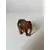 Foto de um(a) Escultura de elefante, da categoria de Modelos e estatuetas. Pequeno elefante esculpido na madeira Mede: 6 x 5 cm. Mostrado de uma perspectiva diferente. Vendido no marketplace Trésors.