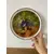 Foto de um(a) Prato decorativo português, da categoria de Jogos de pratos. Prato decorativo em porcelana alemã. 21cm diâmetro. Mostrado de uma perspectiva diferente. Vendido no marketplace Trésors.