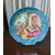 Foto de um(a) Prato Decorativo Porcelana Alemã Gloria Bavaria - Coleção Provence "The Aperitif", da categoria de Pratos Decorativos. Exclusivo prato decorativo em legítima porcelana de alta qualidade (Fine Porcelain), produzido pela tradicional manufatura... Mostrado de uma perspectiva diferente. Vendido no marketplace Trésors.