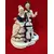 Foto de um(a) Estatueta cena galante em porcelana, indonésia, década de 1990, da categoria de Escultura. Estatueta de porcelana "made in indonesia", retratando uma cena galante em azul cobalto e filetada em ouro, da década de... Mostrado de uma perspectiva diferente. Vendido no marketplace Trésors.