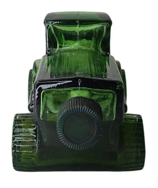 Foto de um(a) Perfume Avon Caminhão Vintage, da categoria de Outros colecionáveis. Perfume Avon Caminhão Verde Colecionável. Mostrado de uma perspectiva diferente. Vendido no marketplace Trésors.