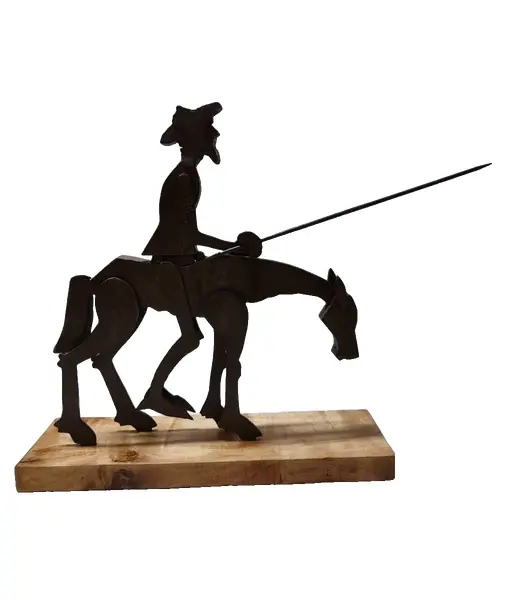 Foto de um(a) Escultura Dom Quixote em Madeira, Peça Única, Década de 2000, da categoria de Escultura. Escultura dom quixote. Peça de coleção, década de 2000 em compensado de madeira sobrepostos tipo sombra. Pintura em sombra... Vendido no marketplace Trésors.