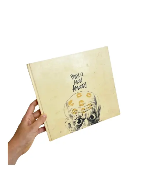 Foto de um(a) Livro "Pablo, Mon Amour!" - Editora O Globo 1987, da categoria de Livros. Livro capa dura em português, de 1987. O livro é “uma homenagem de caricaturista ao maior artista do século e foi realizado... Vendido no marketplace Trésors.