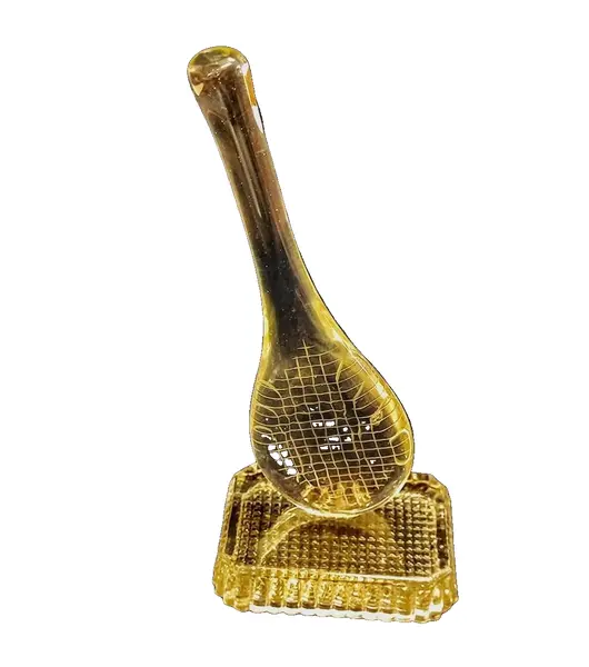 Foto de um(a) Escultura Raquete em Vidrão, Década de 1970, da categoria de Escultura. Escultura raquete em vidrão com base também em vidrão, década de 1970. A: 22 cm / L: 9 cm / P: 6,5 cm Peso: 500 g. Vendido no marketplace Trésors.