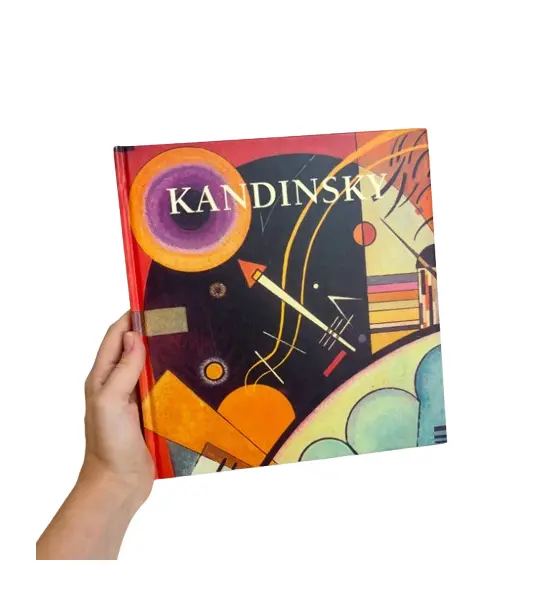 Foto de um(a) ​ Livro capa dura Wassily Kandinsky 2005 em português, da categoria de Livros. Livro capa dura de 2005 em português. Leves marcas do tempo e uso. 80 páginas. Vendido no marketplace Trésors.