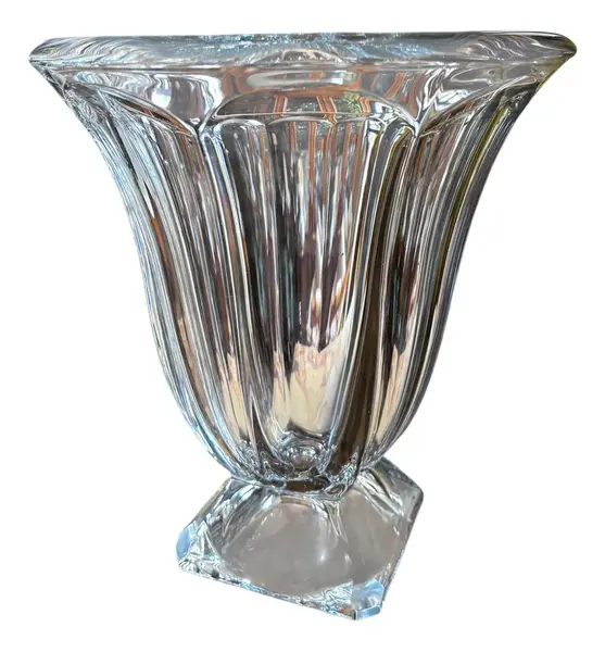 Foto de um(a) Antigo Grande Vaso Medici Centro De Mesa Cristal Bohemia, da categoria de Vasos. ~ Crystalite Bohemia ~ Antigo e grande vaso em cristal Tcheco, modelo Medici. Peça muito chique e decorativa. Marca da... Vendido no marketplace Trésors.